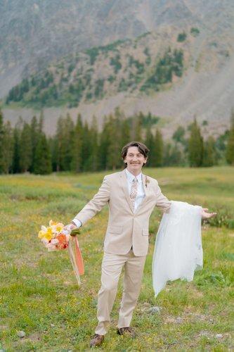 mobile - carousel-hero-element image-3